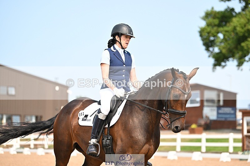 250816-141405-05056 - 052-Marcela.PomphreyLinkeltje.DE.J