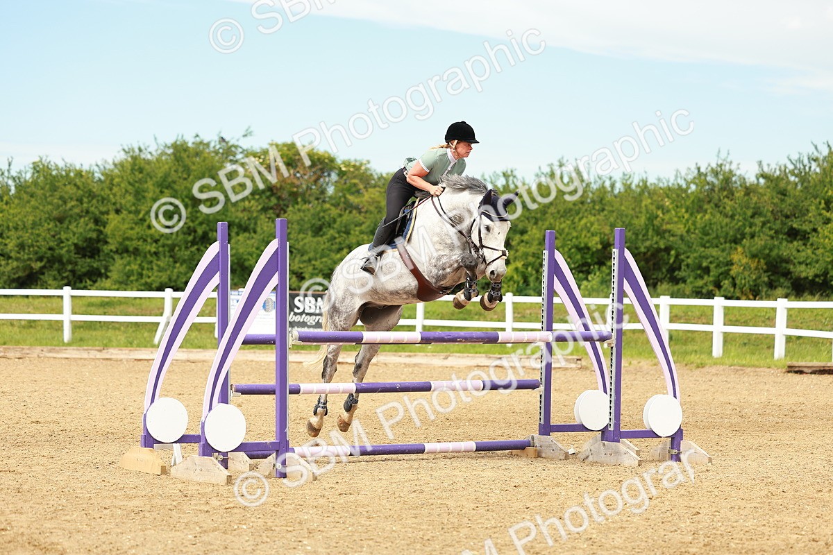 SBM_002248 - Class 4 - Senior Newcomers - 1.10m