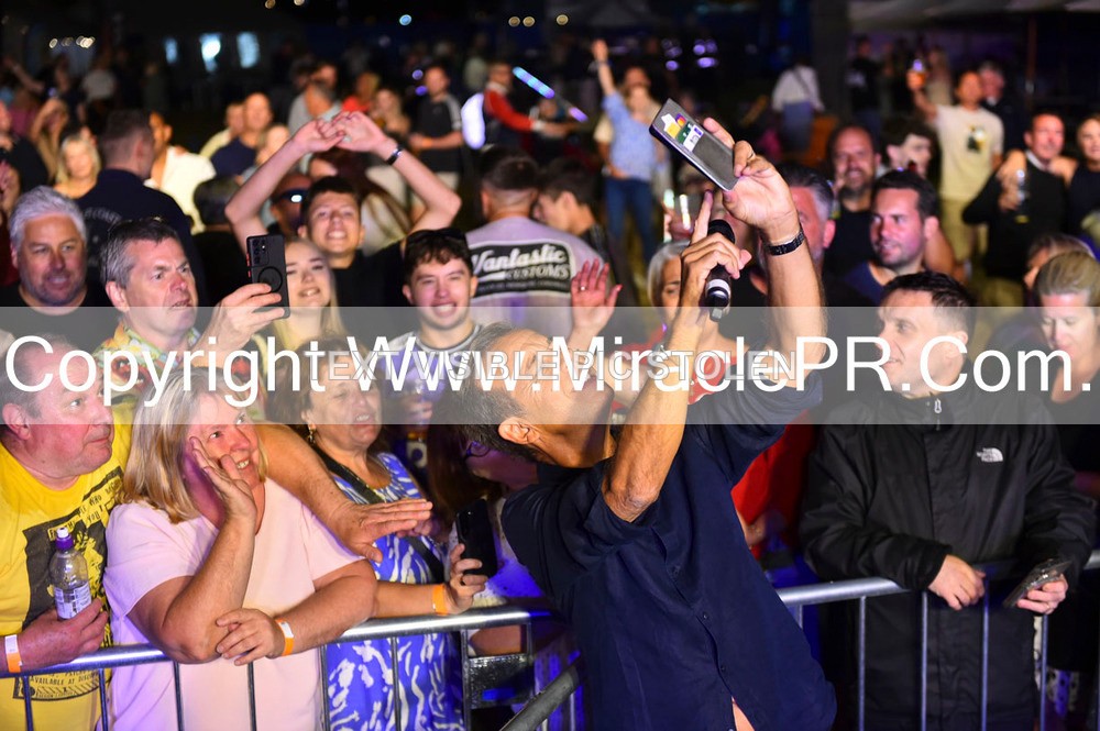 SH4_8648 - Pat Sharp.