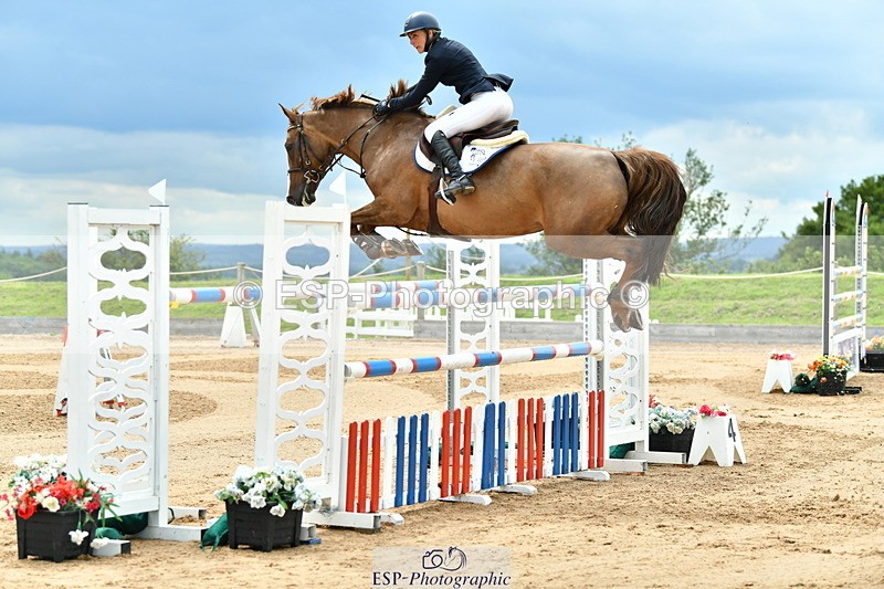 230720A-145223-03584 - Cls 9, 2 Star Big 1.40m Start to break