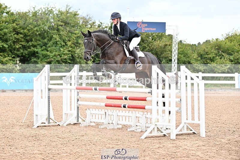 250820B-130706-00695 - Cls 4 Newcomers and 1.10m Open