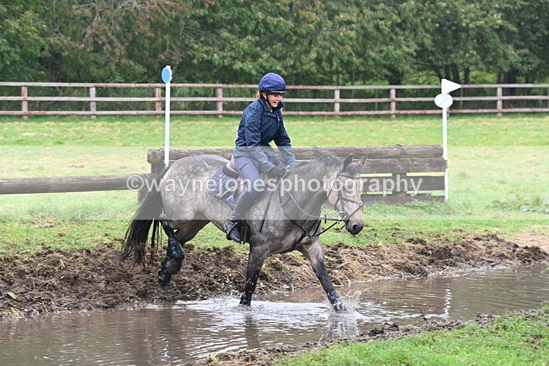 WJ6_9137 - Time at Photographer 14:46 to 14:57