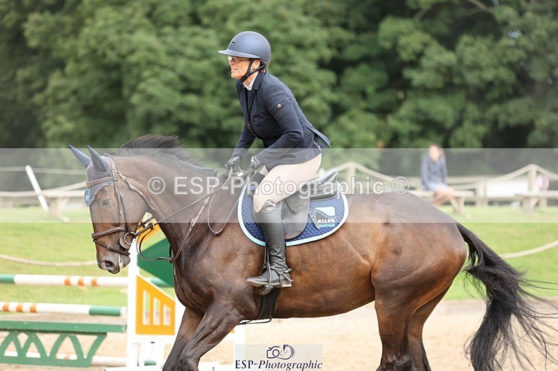 240817-093317-00313 - 02A Snr Brit Nov