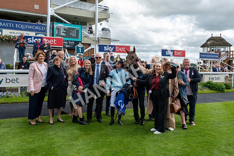 120626-Race 5-Antipodes-1104 - Race 5 16.10pm Sky Bet The World's Gone Football Handicap