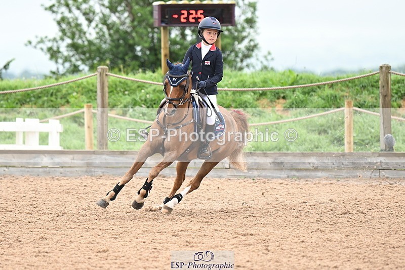 240630A-104909-11841 - Cls 24 HOYS 128cm Qualifier