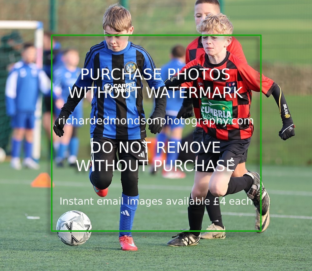 533A0728 - Askam Utd Juniors