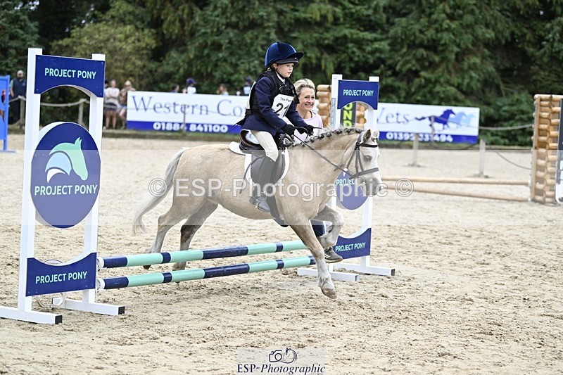 250820A-130302-06855 - Round 1, Start to 1.30pm Break