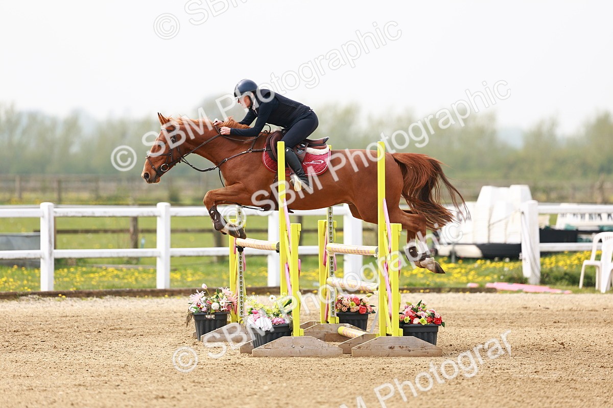  - Class 17 - Senior 1.05m