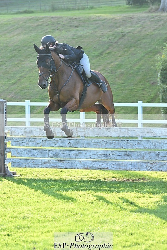 230909-180308-07913 - Cls 14 Snr 1m Derby