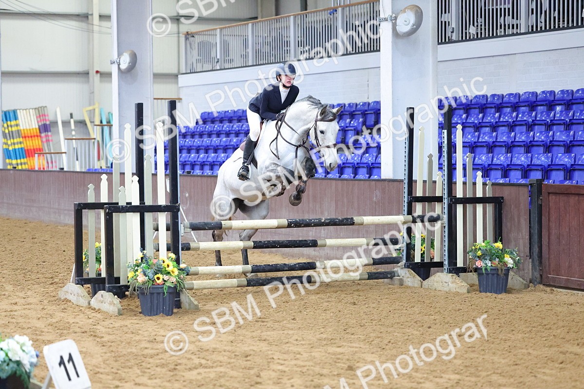 SBM_009544 - Class 20 - Senior British Novice/ 90cm Open - First Round (0.90m)