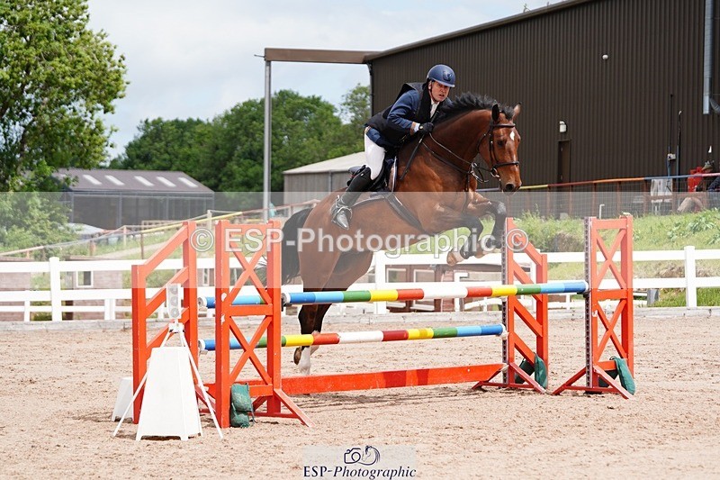 250525-115414-09309 - Cls 33 A&B Snr Disc & 1.00m Open