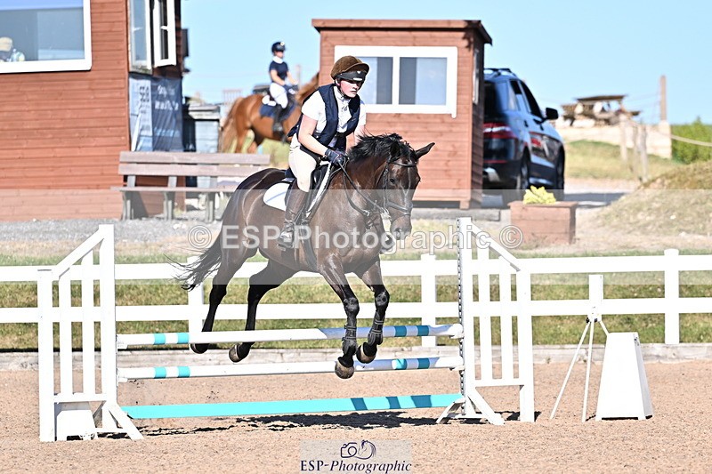 250708A-175629-00387 - 80cm Classes