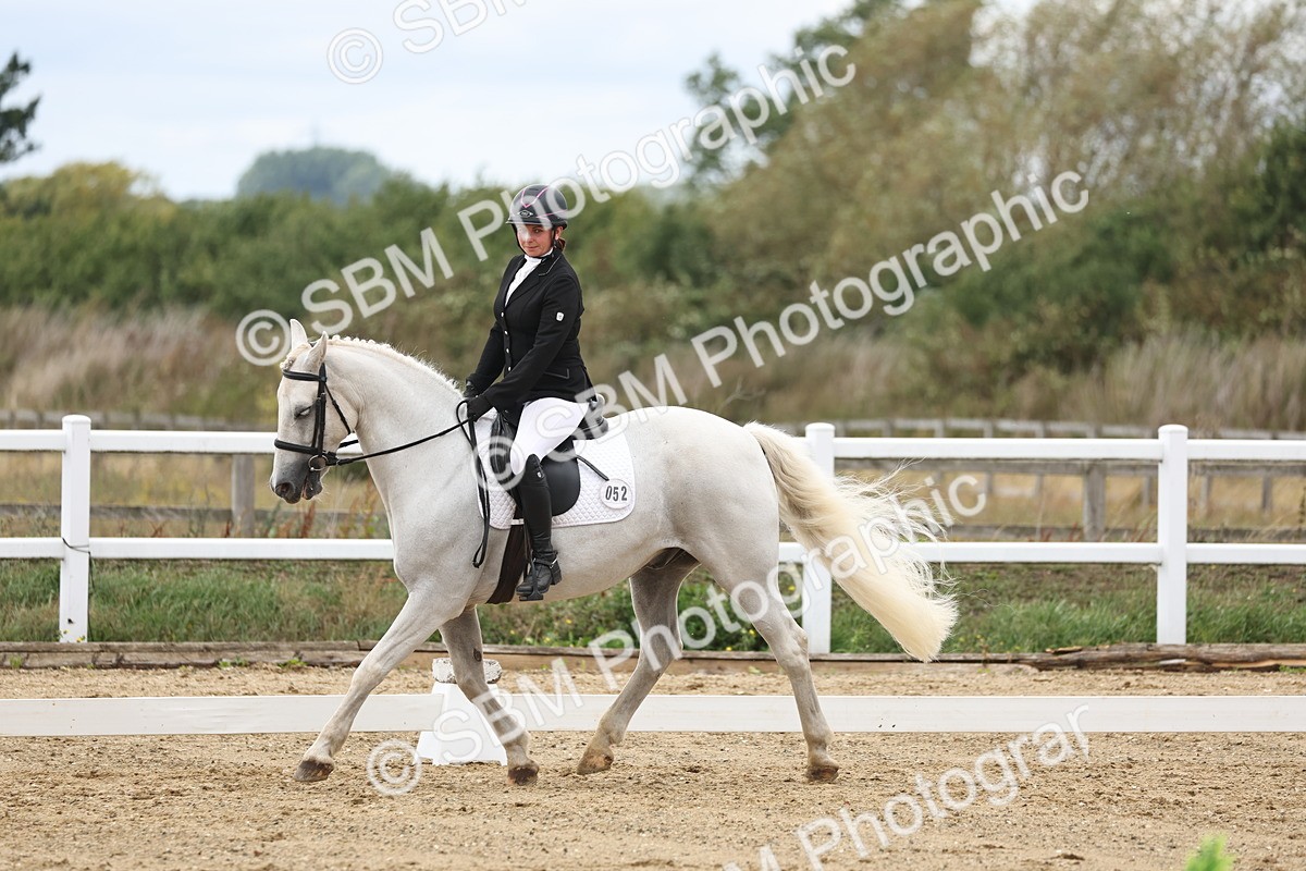SBM_003713 - Class 8 - Novice 3 Champs