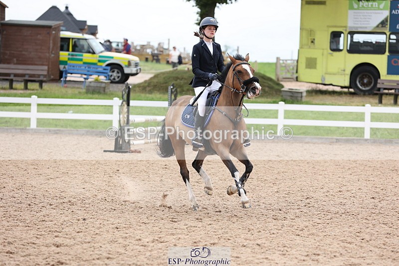 240630A-182545-16394 - Cls 28 Stepping Stones 128cm + 138cm