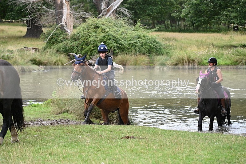 WJ7_3621 - Time at Water 12:15 to 12:50