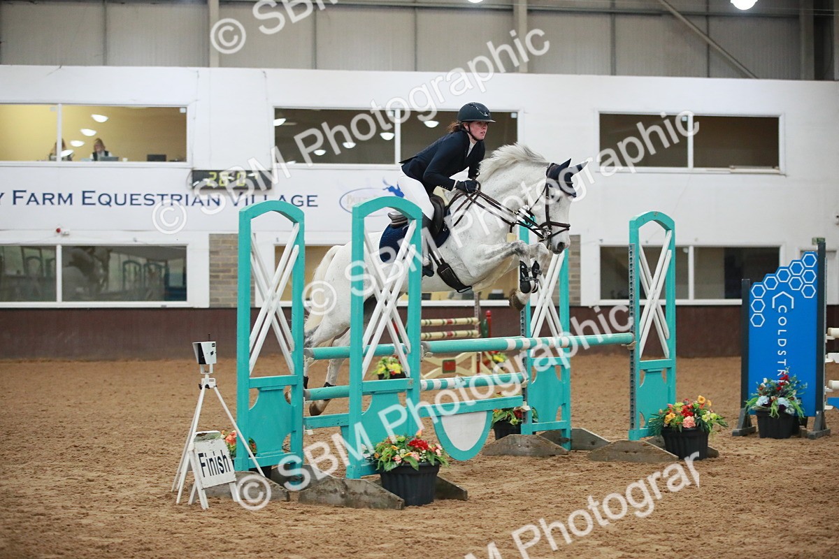 SBM_001031 - Class 4 - Senior Newcomers - 1.10m Open