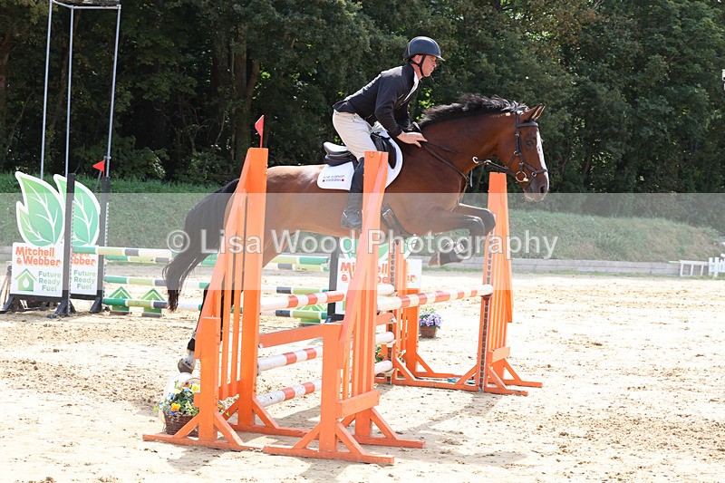 3E7A3747 - Class 4: Senior British Novice/90cm open