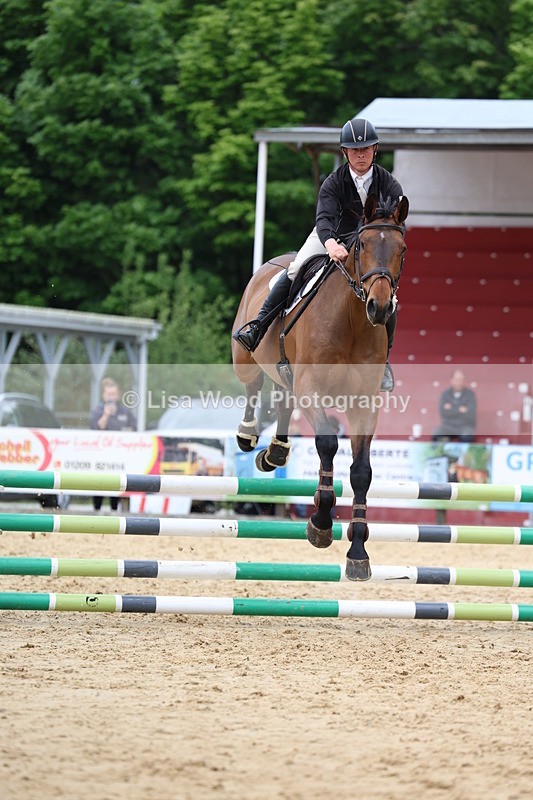 3E7A6333 - Class 4: Senior British Novice/90cm open