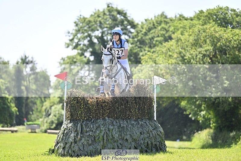 240525-111252-12447 - 327-COR_Y_TARAN-Toots_Bartlett