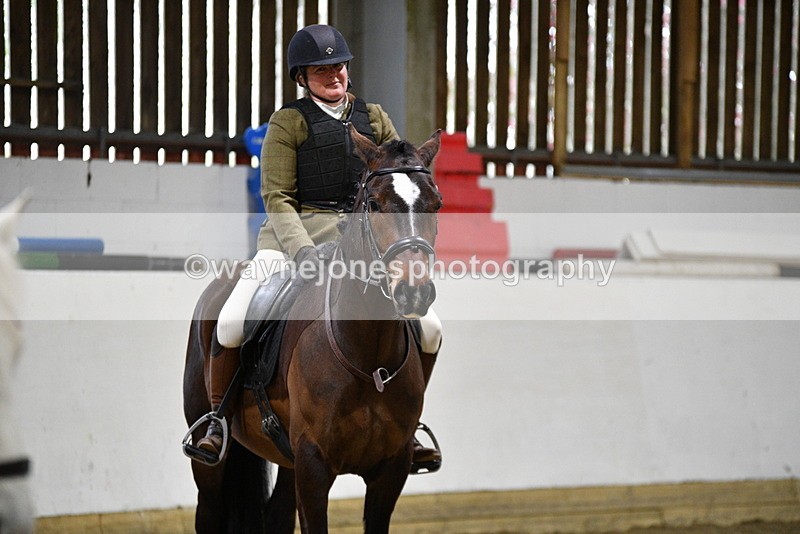 WJ5_8551 - Class 14 Novice Ridden/Rider