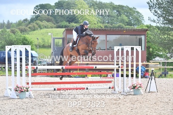 BPP_2823 - SUN CLASS 18 Senior Newcomers/ 1.10m Open