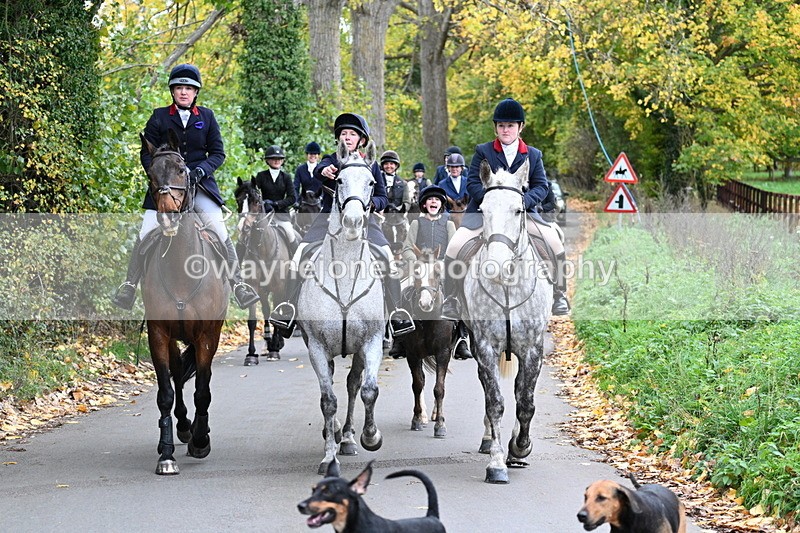 WJ7_7209 - Walk Home..