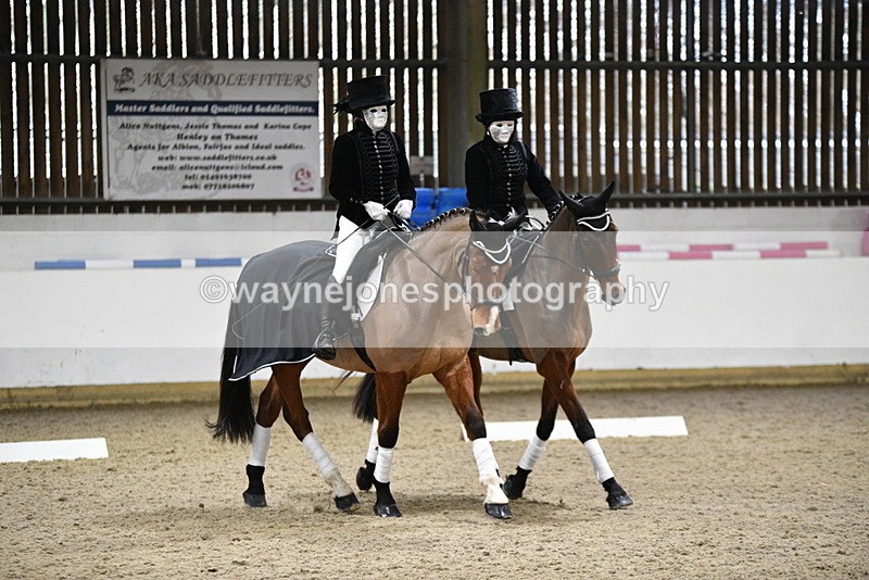 WJ5_9680 - Time 13:04 to 13:41 Fancy Dress DTM