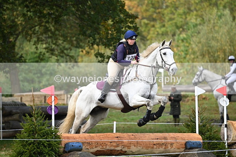 WJ6_2005 - 80cm Cam 1 Time 10:47 to 11:22