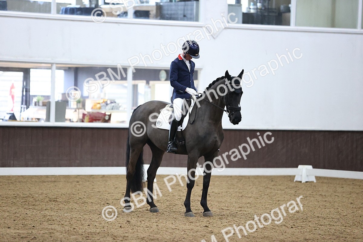 SBM_001400 - Class 21 -23 - FEI INT1-GP-Junior-Junior fsm