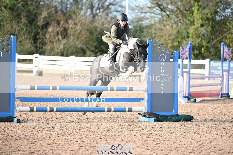 241026A-110208-00273 - SAT Cls 5 Pony British Novice and 80cm