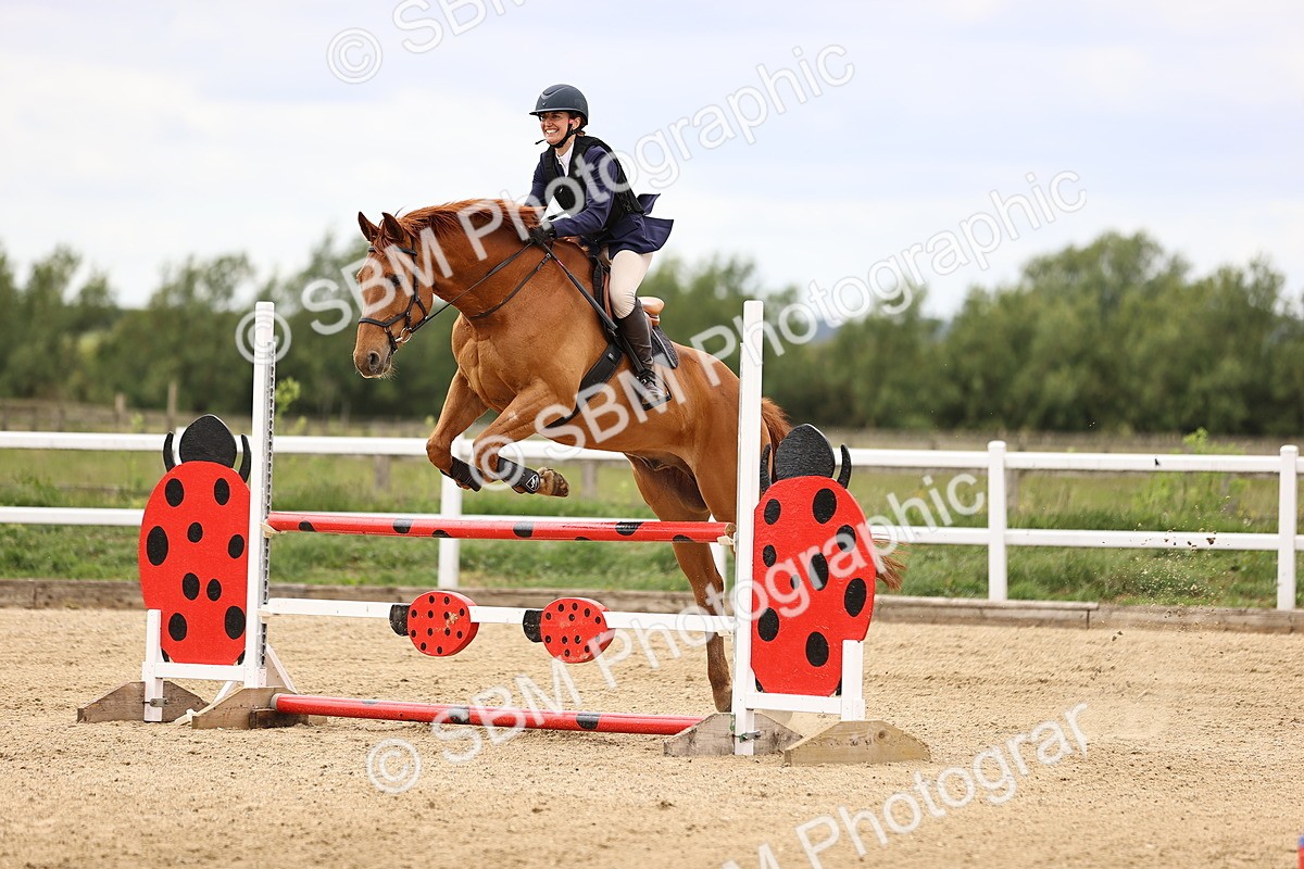 SBM_000431 - Class 4 - 1m showjumping