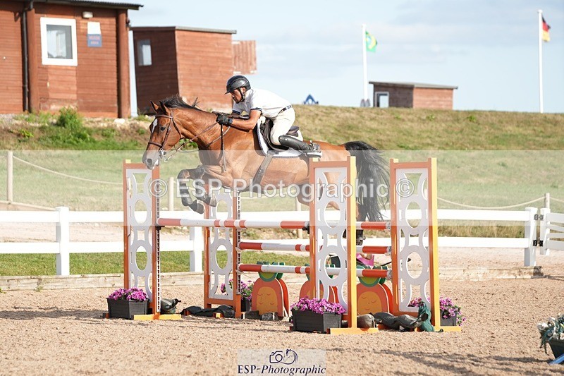 250726-175919-08129 - Cls 24 Snr Newcomers