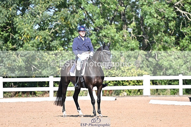 250816-101520-02383 - 046-Martyn.HumphreyIsabeau.May