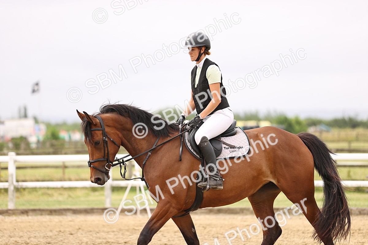 SBM_003163 - Class 21 - Senior Newcomers - 1.10m