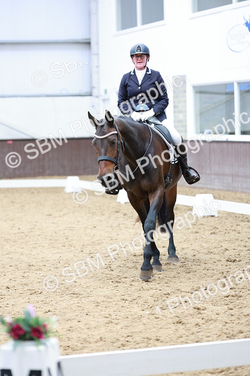 SBM_010008 - Class 6b - Novice 6 - 12.40-13.43