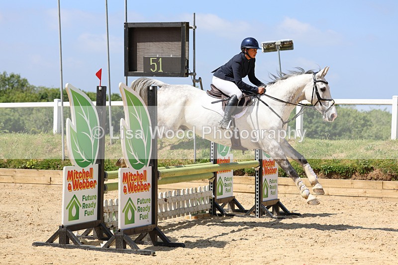 3E7A9707 - Class 8: Senior 80cm