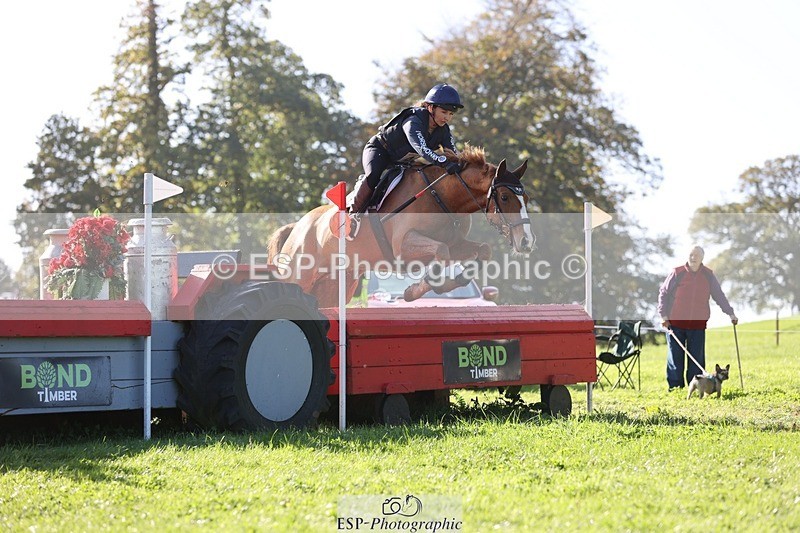 241026-120937-13327 - 405-Lucy.Strong-ON.PLANET.MARS