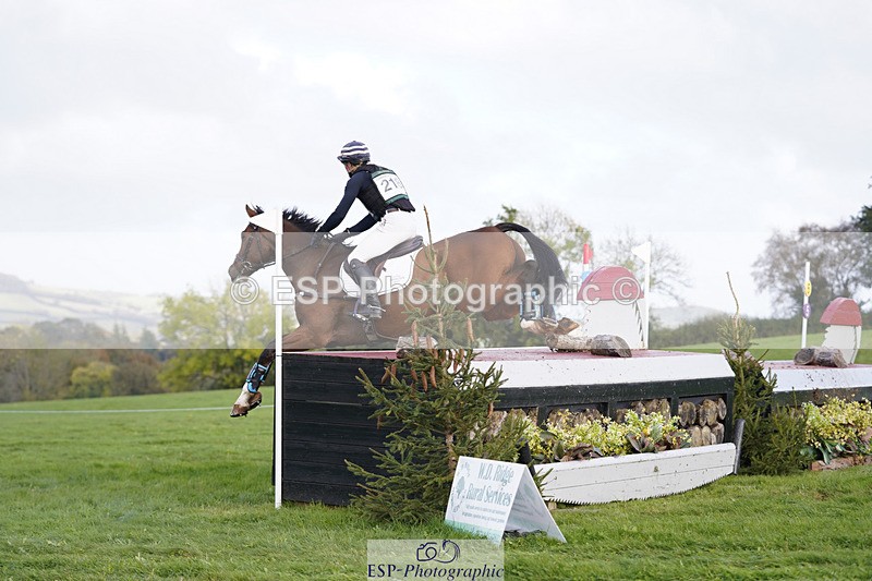 241025-155610-10541 - 218-Alexander.Bragg-SHANNONDALE.CONNOR