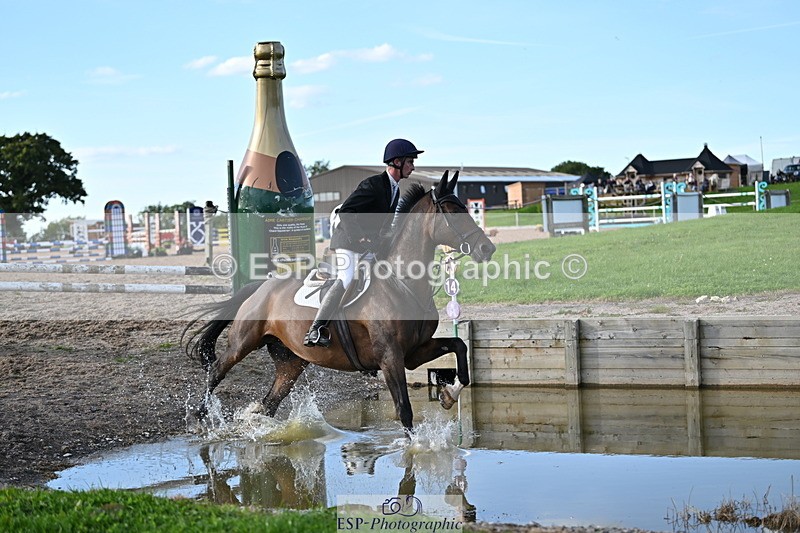 240913A-170809-05598 - Cls 19 Snr 1m Open Speed Derby