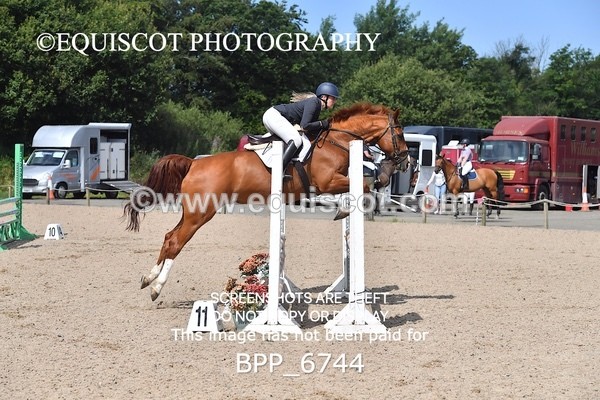 BPP_6744 - CLASS 3 Senior BritiNovice/ 90cm Open