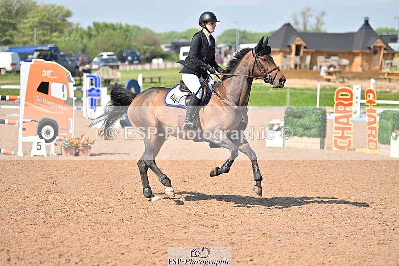 240512A-155240-19654 - Cls 51 Foxhunter