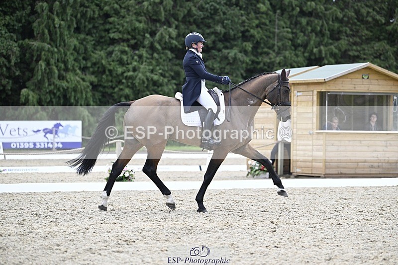 240523-121743-04578 - 428-COOLEY_SNAPCHAT-Selina_Milnes