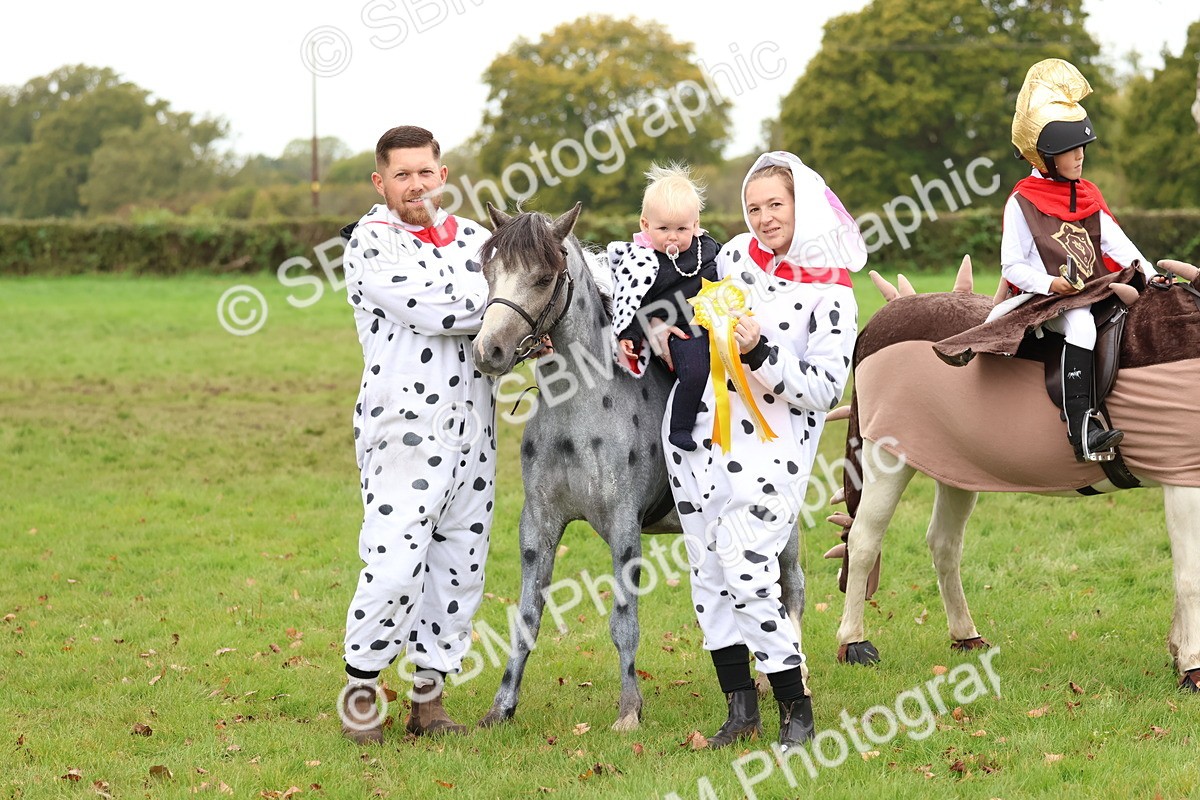 SBM_61717 - S37a - Fancy Dress Showing