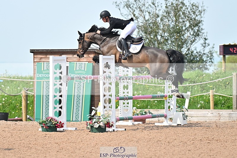 240512A-104759-17379 - Cls 48 National 1.30m Open