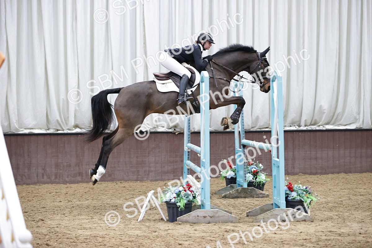 SBM_001505 - Class 4 - Senior Newcomers/ 1.10m Open