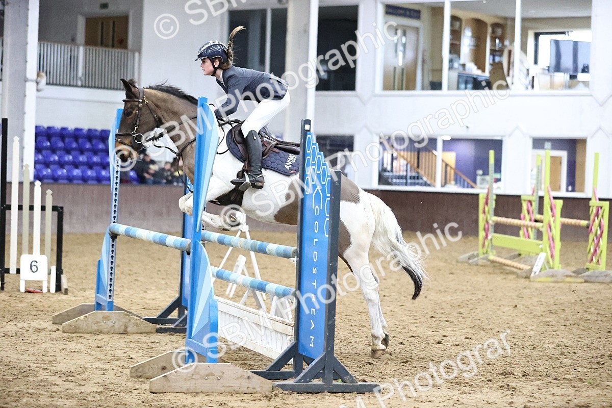 SBM_000868 - Class 4 - Blue Chip Pony Newcomers - 1.00m
