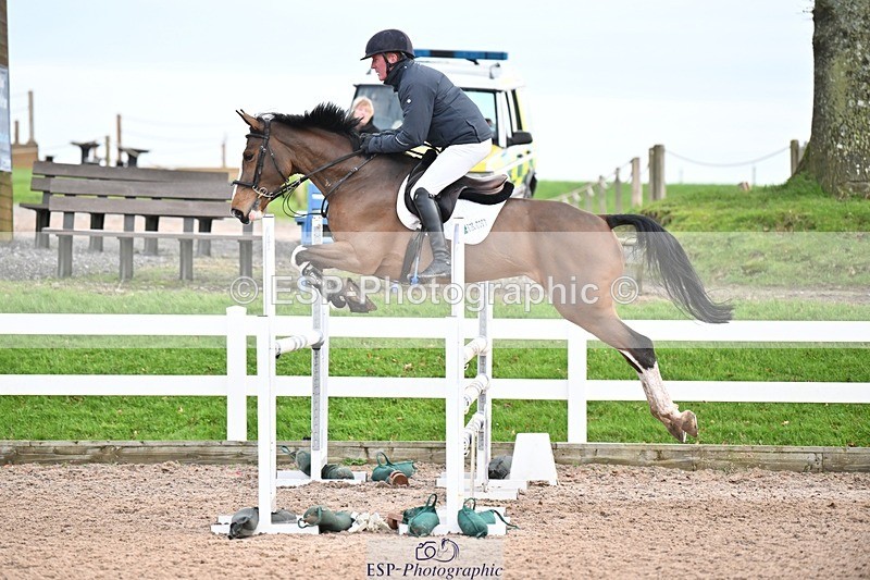 241206-125240-00844 - Cls 5 Newcomers and 1.10m Open