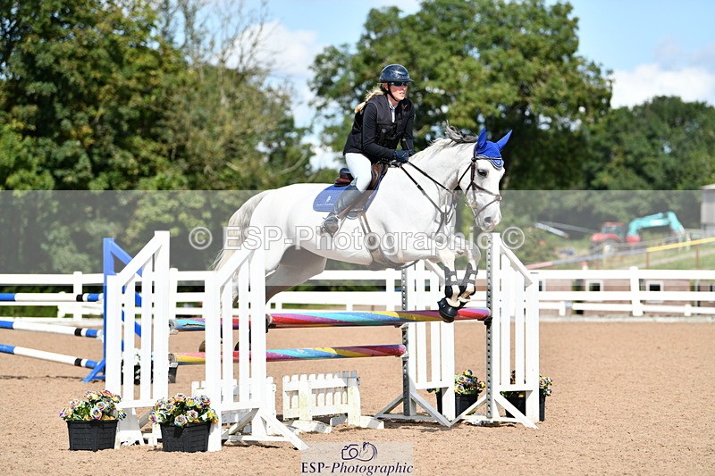 240913A-132007-04221 - Cls 23 95cm Amateur Qualifier