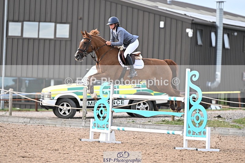 240828A-165740-01427 - Cls 5 Snr Foxhunter and 1.20m Open