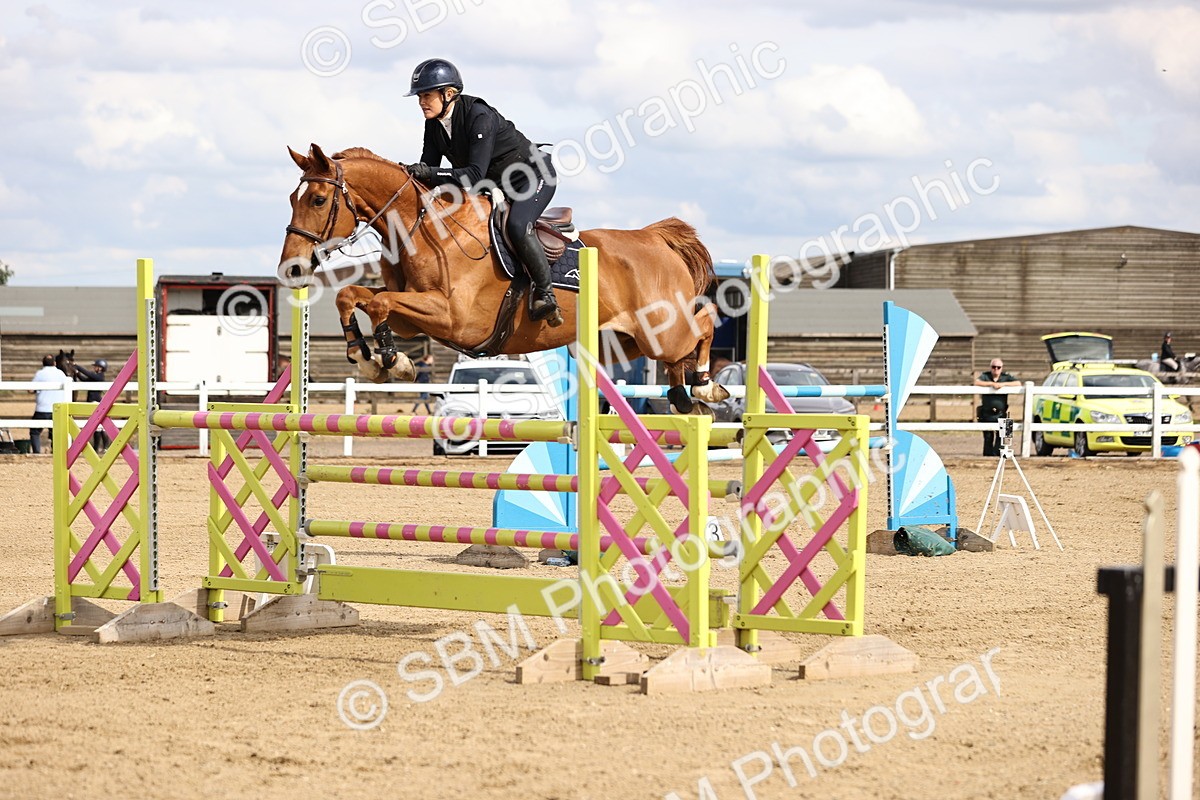 SBM_003542 - Class 13 - Senior Foxhunter - 1.20m